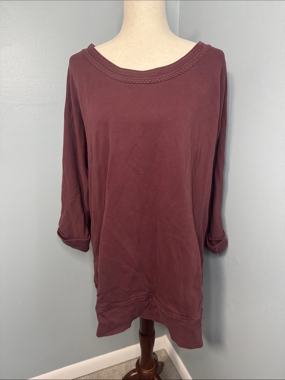 Soft Surroundings Women's Burgundy Sweatshirt Sz L